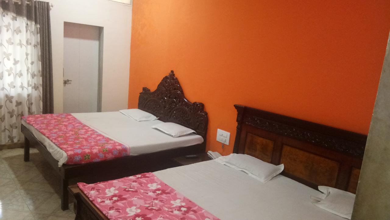 Grand Galaxy Hotel Krishna Nashik Esterno foto