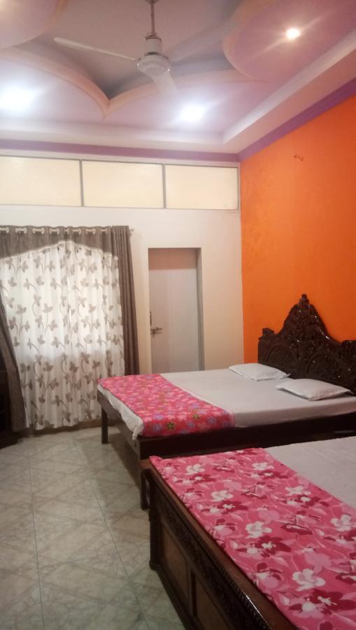 Grand Galaxy Hotel Krishna Nashik Esterno foto