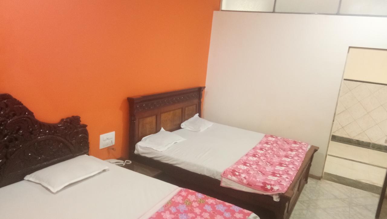 Grand Galaxy Hotel Krishna Nashik Esterno foto